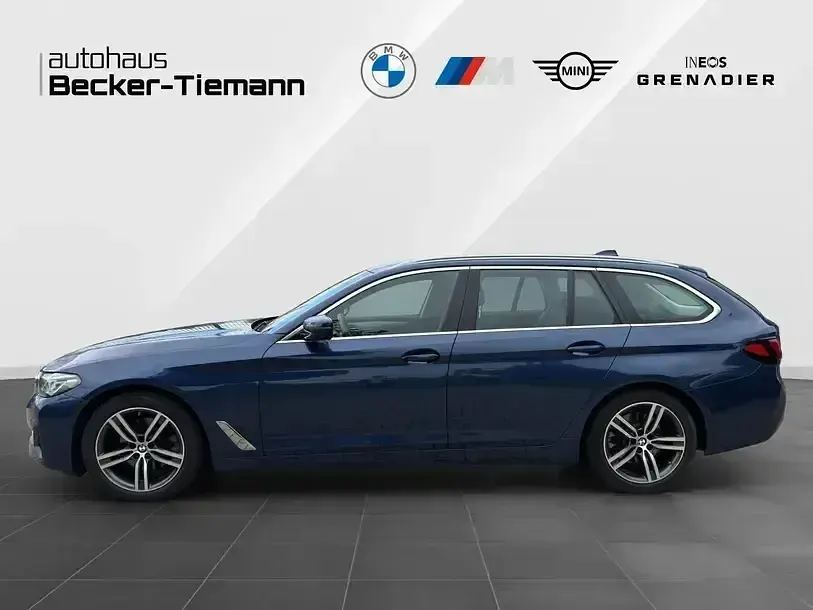 Gebraucht BMW 520 Sport Line 190 PS (139 kW) 2021 Blau Limousine