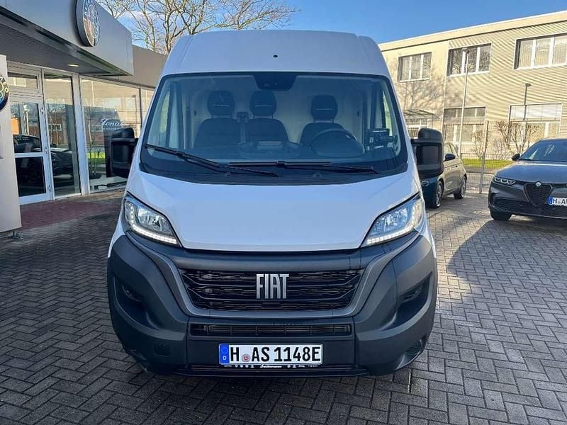Gebraucht Fiat E-Ducato 89 kW (122 PS) 2022 Ducato weiß Van / Kleinbus