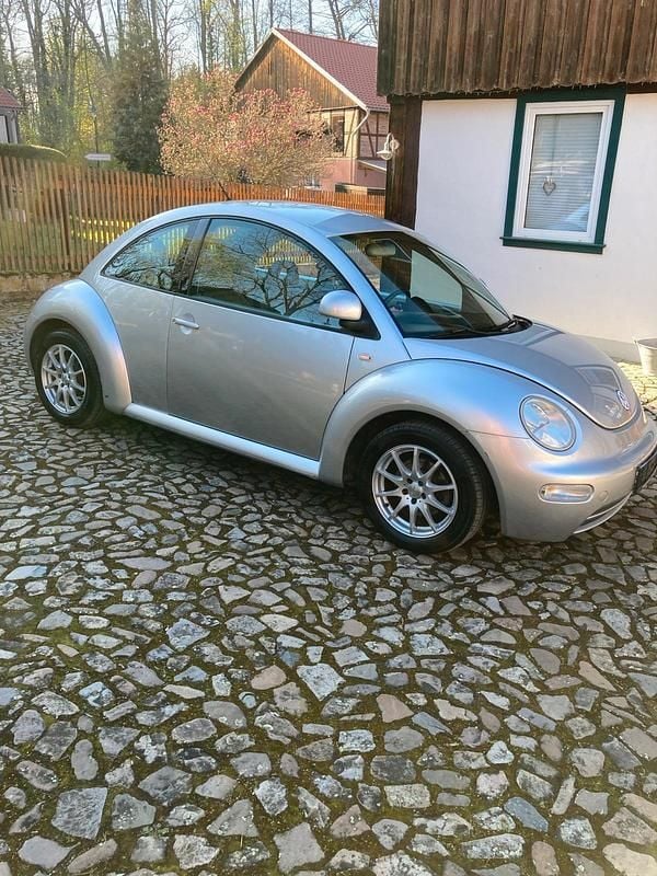 Second-hand VW Beetle 115 CP (84 kW) 1999 Argintiu Hatchback