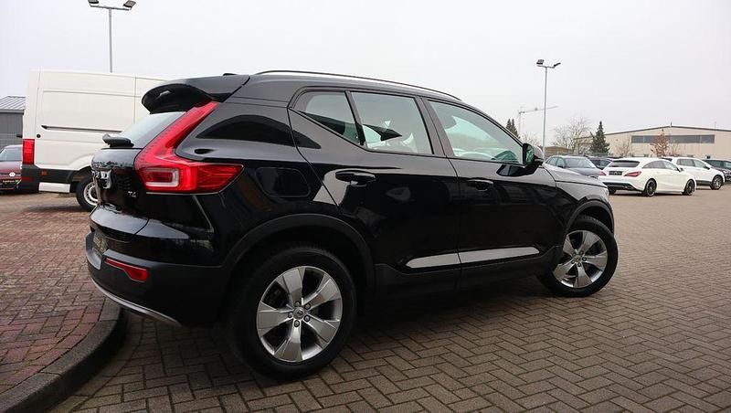 Gebraucht Volvo XC40 Momentum 190 PS (139 kW) 2019 Schwarz SUV