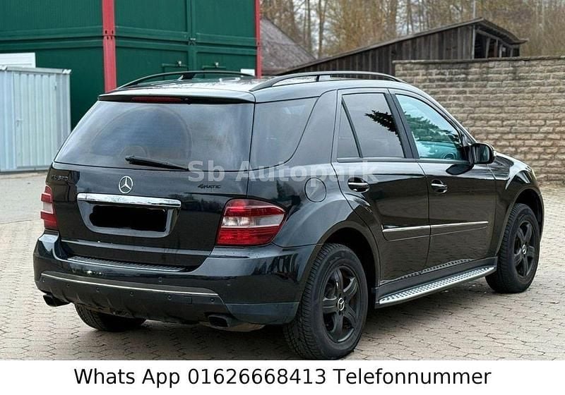 Gebraucht Mercedes ML320 224 PS (164 kW) 2007 Schwarz SUV