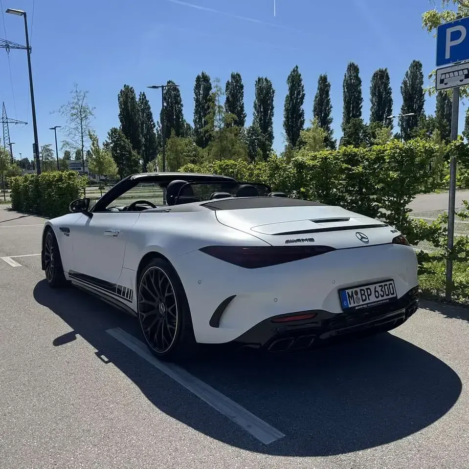 Gebraucht Mercedes SL63 AMG AMG 585 PS (430 kW) 2023 Weiß Cabrio