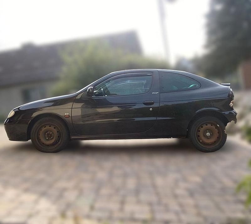 Gebraucht Renault Mégane Coupé Expression 139 PS (102 kW) 2002 Schwarz Coupé