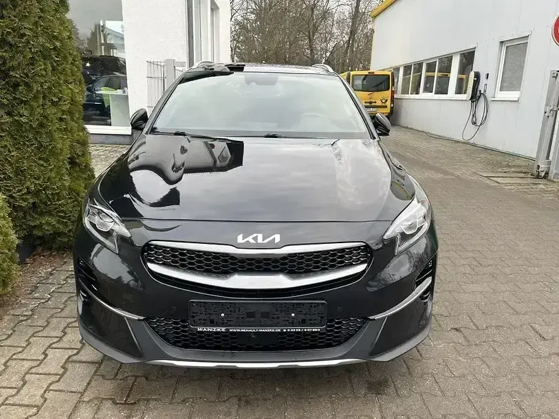 Gebraucht Kia XCeed Spirit 204 PS (150 kW) 2022 Zilinaschwarz metallic (metallic) SUV