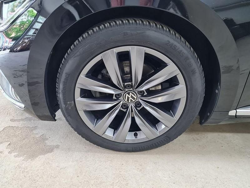 Gebraucht VW Arteon Elegance 150 PS (110 kW) 2022 Deep black perleffekt Kombi