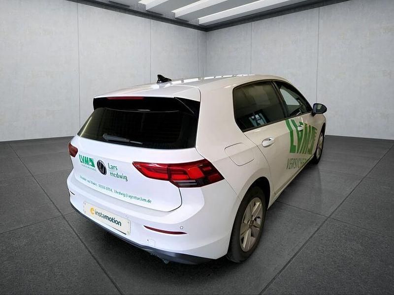 Gebraucht VW Golf VIII 116 PS (85 kW) 2022 Weiß Kleinwagen
