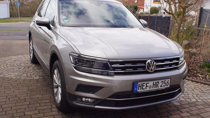 Gebraucht VW Tiguan 190 PS (139 kW) 2019 Silber SUV