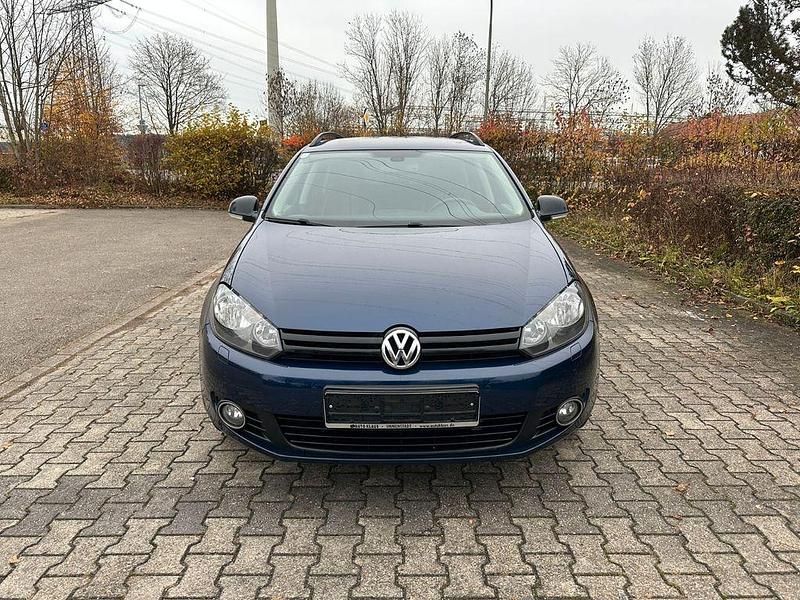 Blau Gebraucht 2012 VW Golf VII Comfortline Kombi | 4.850 € (Superpreis) - Bild 1/4