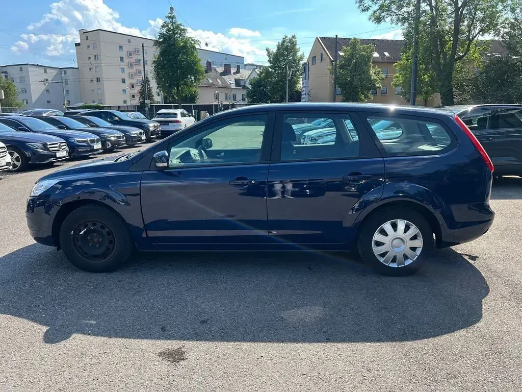 Gebraucht Ford Focus Style 116 PS (85 kW) 2009 Blau Limousine