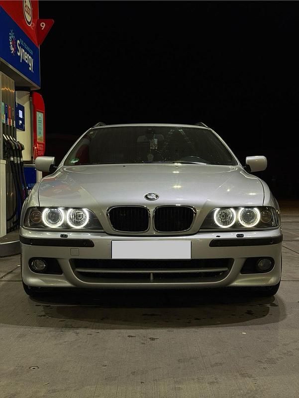 Silber Gebraucht 2002 BMW 530 M Sport Kombi | 4.200 € (Superpreis) - Bild 1/4