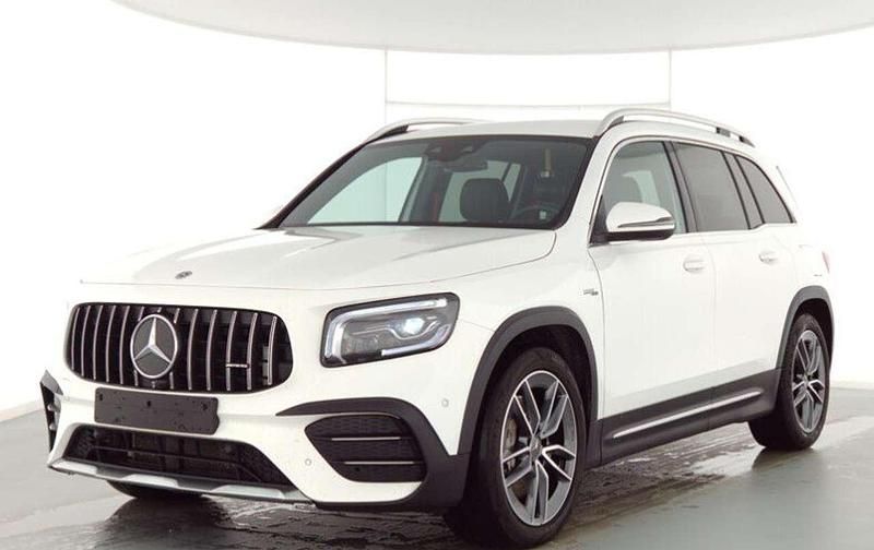 Weiß Gebraucht 2022 Mercedes GLB35 AMG SUV | 42.890 € (Guter Preis) - Bild 1/4