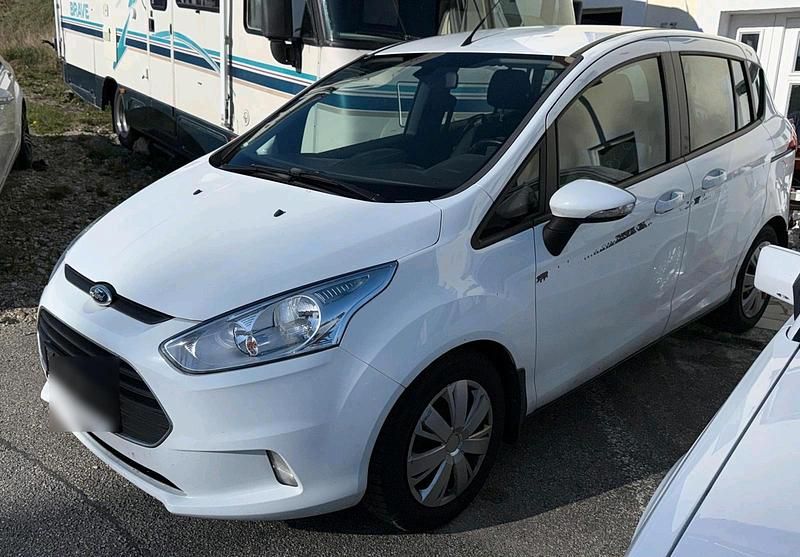 Second-hand Ford B-MAX Limited 90 CP (66 kW) 2013 Alb Monovolum