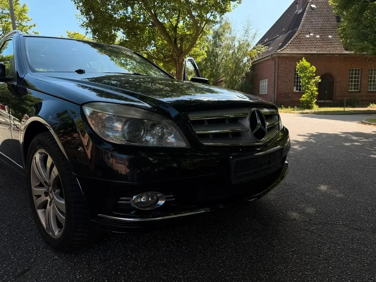 Gebraucht Mercedes C350 224 PS (164 kW) 2009 Schwarz Kombi