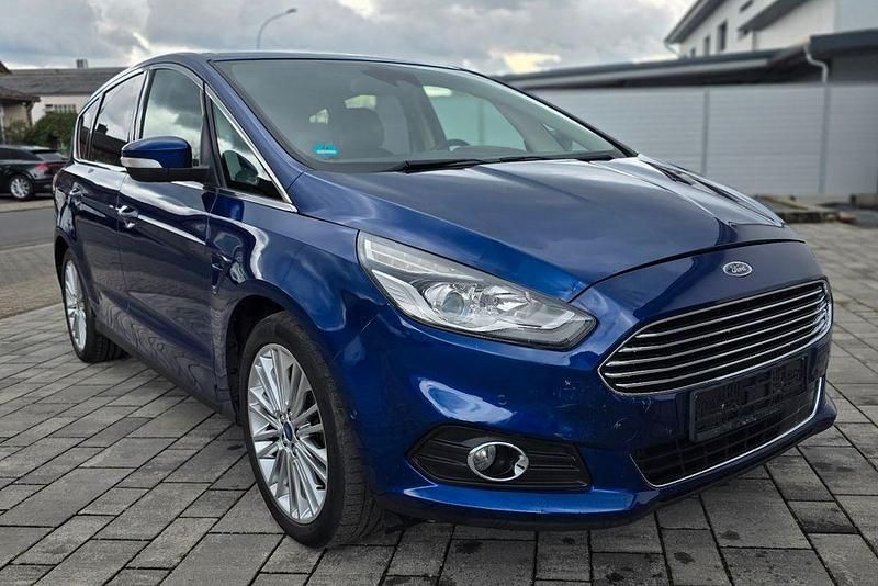 Gebraucht Ford S-MAX Titanium 179 PS (131 kW) 2016 Blau Van / Kleinbus