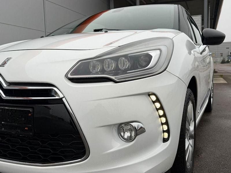 Weiß Gebraucht 2015 Citroën DS3 So Chic | 6.899 € (Fairer Preis) - Bild 1/4