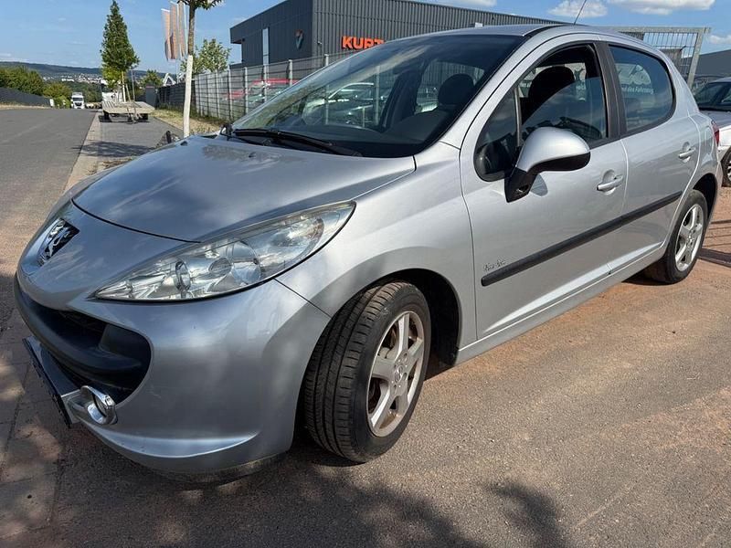 Grau Gebraucht 2008 Peugeot 207 Urban Move Limousine | 1.299 € (Guter Preis) - Bild 1/4