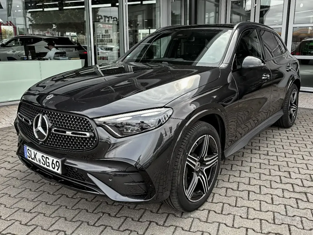 Gebraucht Mercedes GLC450 AMG 367 PS (269 kW) 2026 SUV