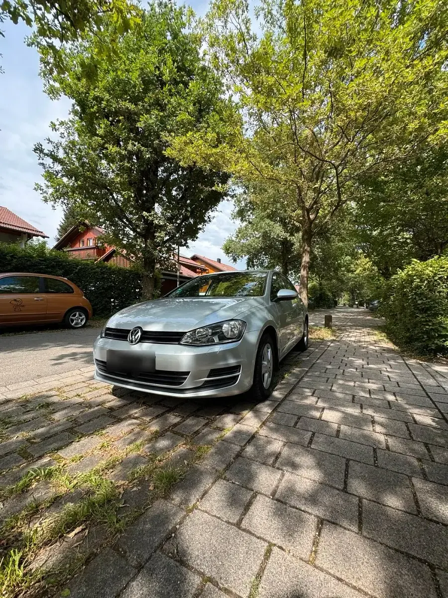 Gebraucht VW Golf VII 105 PS (77 kW) 2014 Silber Limousine