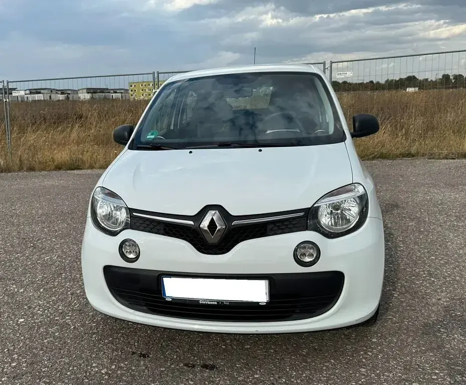 Gebraucht Renault Twingo Life 69 PS (50 kW) 2017 Weiß Kleinwagen