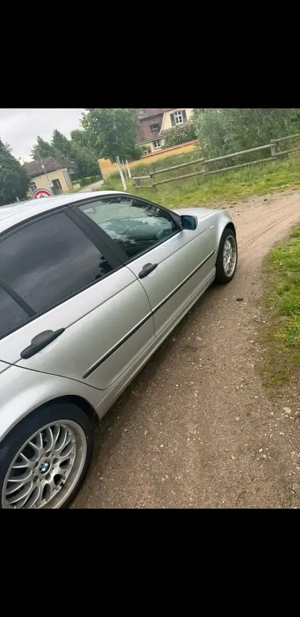Brugt BMW 318 143 HK (105 kW) 2001 Sølv Sedan