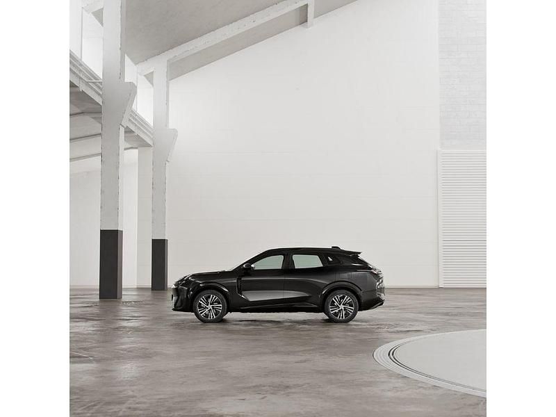 Neu Lynk & Co 08 345 PS (253 kW) 2025 Schwarz SUV