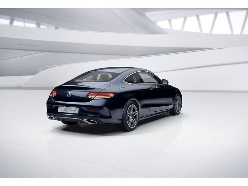 Gebraucht Mercedes C220 AMG 194 PS (142 kW) 2022 Blau Coupé