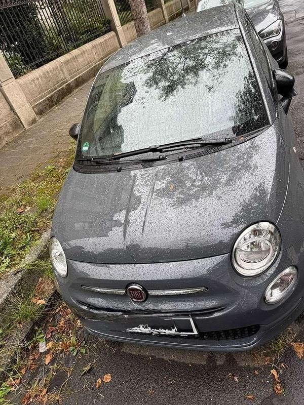Grau Gebraucht 2020 Fiat 500 Lounge Limousine | 7.790 € (Superpreis) - Bild 1/4
