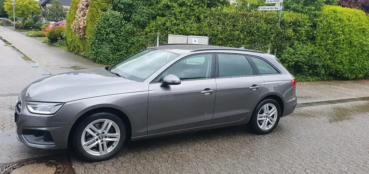 Gebraucht Audi A4 163 PS (119 kW) 2020 Grau Kombi