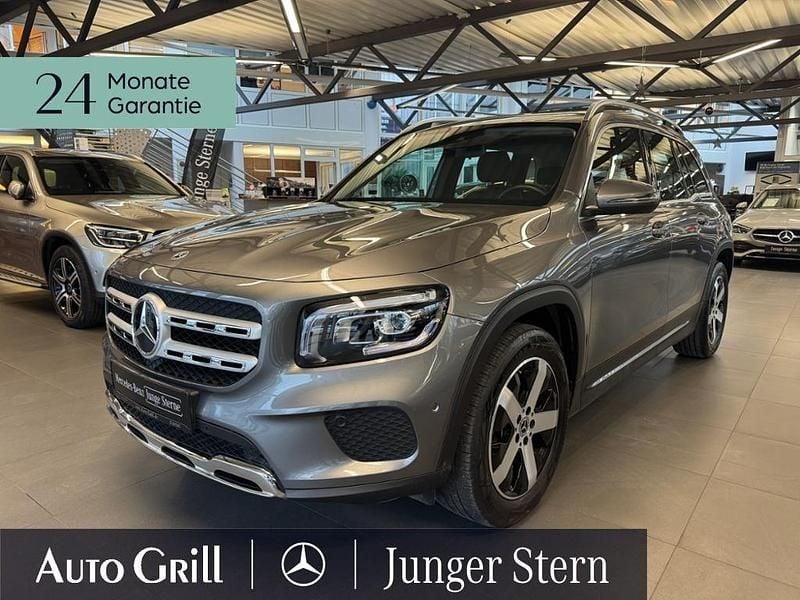 Mountaingrau met. Gebraucht 2022 Mercedes GLB200 Progressive SUV | 34.950 € (Fairer Preis) - Bild 1/4