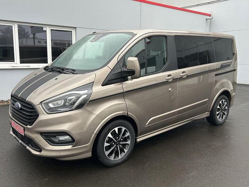 Beige Gebraucht 2019 Ford Tourneo Sport Van / Kleinbus | 33.500 € (Fairer Preis) - Bild 1/4