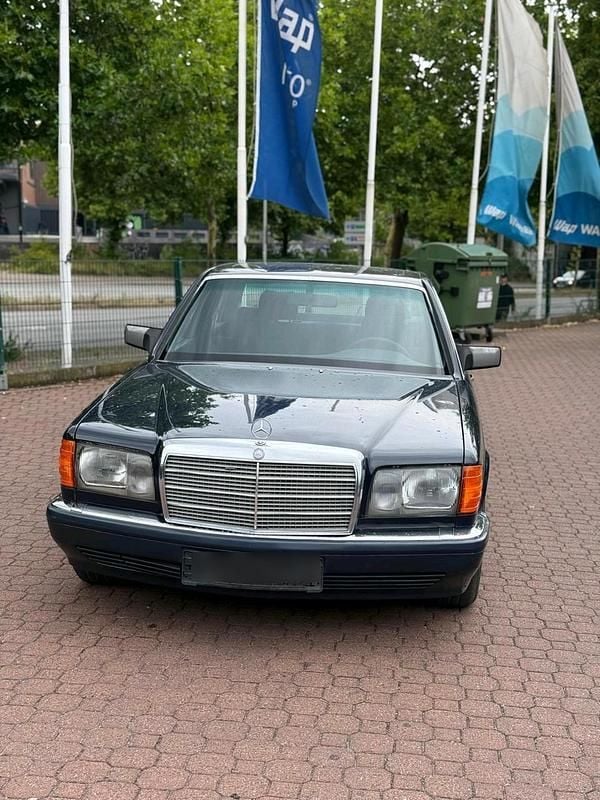Blau Gebraucht 1989 Mercedes 260 SE Limousine | 8.900 € - Bild 1/4