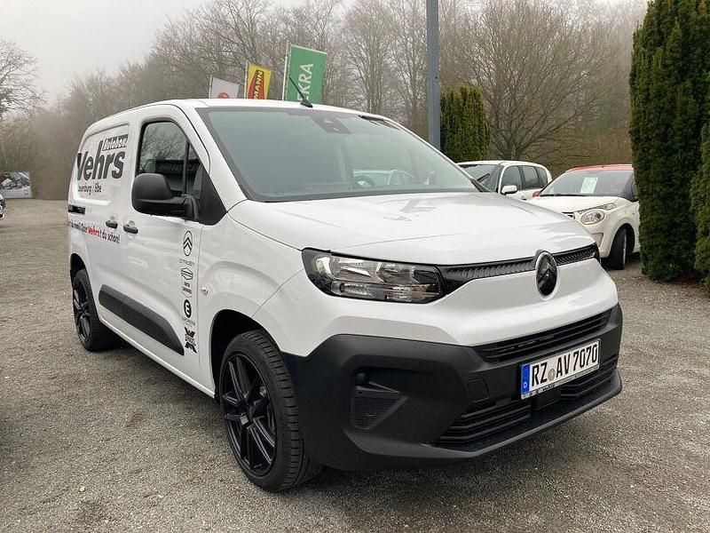 Gebraucht Citroën Berlingo 102 PS (75 kW) 2025 Weiss Van / Kleinbus