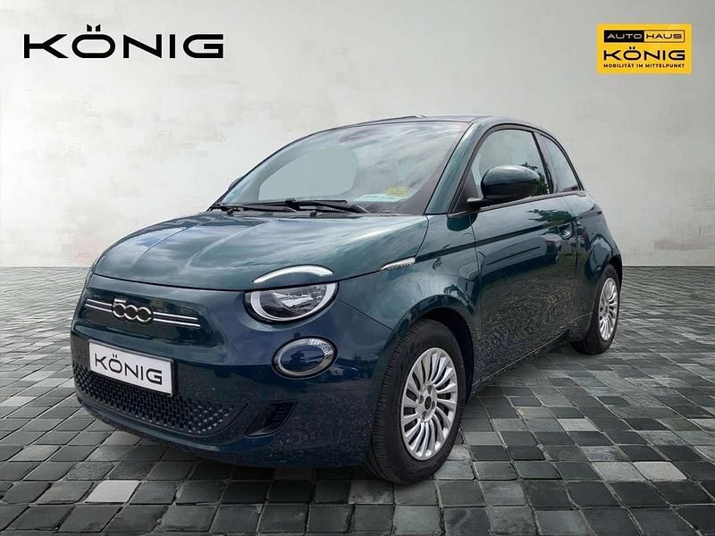 Ozean grün (5ce) Gebraucht 2023 Fiat 500e Kleinwagen | 24.990 € (Etwas zu teuer) - Bild 1/4