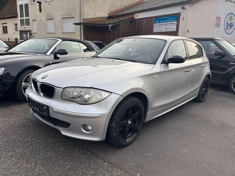 Silber Gebraucht 2005 BMW 116 Advantage Kleinwagen | 650 € (Superpreis) - Bild 1/4
