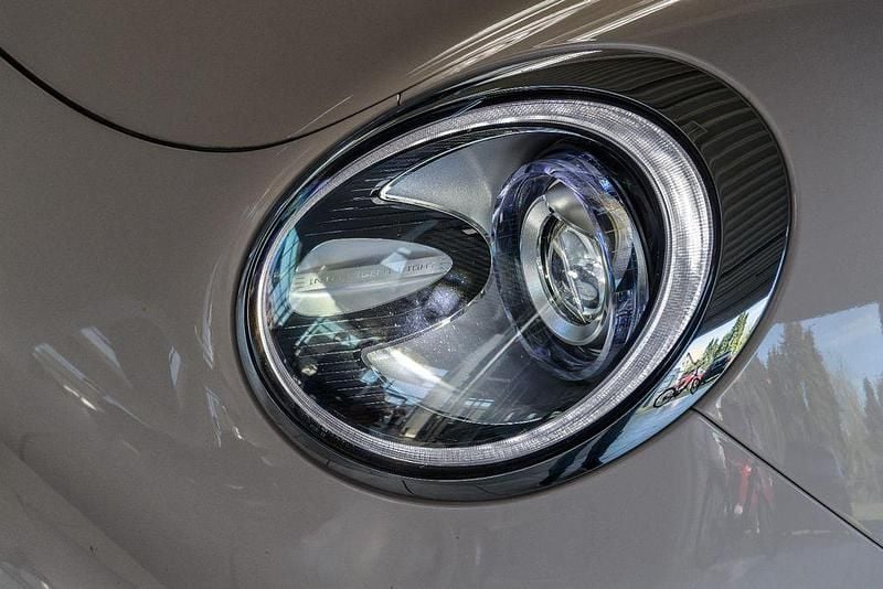 Second-hand Ora 03 125 kW (171 CP) 2023 Bej Hatchback