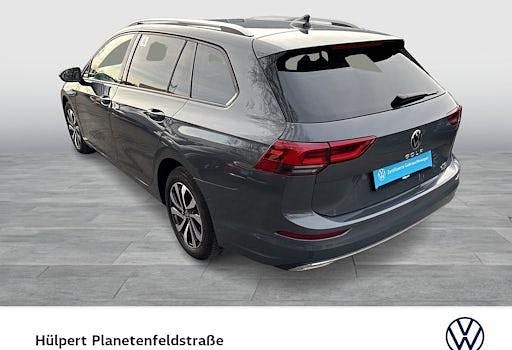 Gebraucht VW Golf VIII Active 131 PS (96 kW) 2022 Grau Kombi