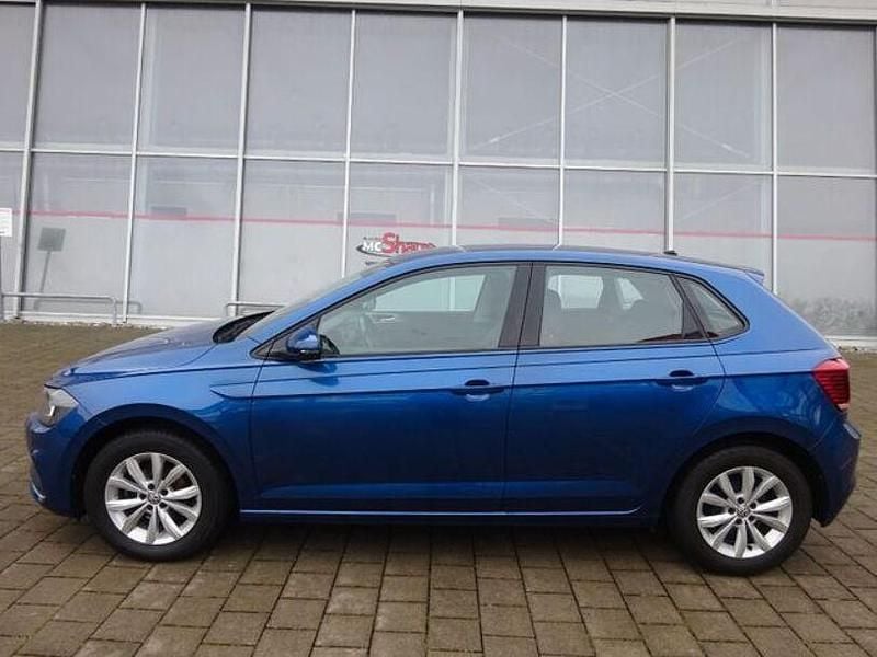 Gebraucht VW Polo Highline 95 PS (69 kW) 2018 Blau Limousine