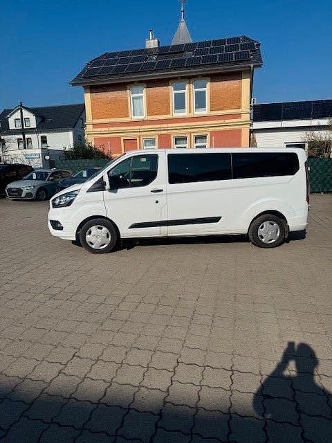 Gebraucht Ford Transit Trend 131 PS (96 kW) 2023 Weiß Kombi