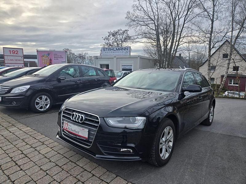 Gebraucht Audi A4 Attraction 150 PS (110 kW) 2013 Schwarz Kombi