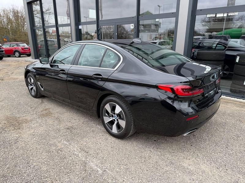 Gebraucht BMW 530e Performance 184 PS (135 kW) 2022 Schwarz Limousine