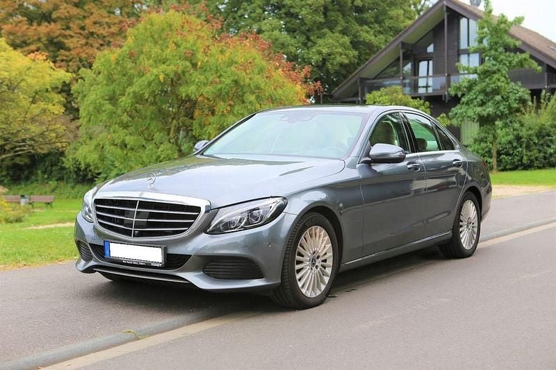 Gebraucht Mercedes C400 Exclusive 333 PS (244 kW) 2017 Grau Limousine