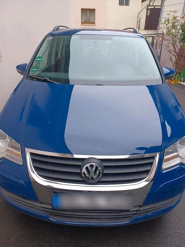 Blau Gebraucht 2010 VW Touran Van / Kleinbus | 3.800 € (Superpreis) - Bild 1/4