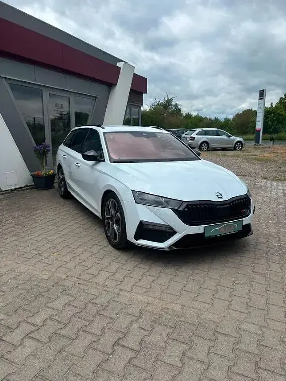 Gebraucht Skoda Octavia RS 245 PS (180 kW) 2018 Weiß Kombi