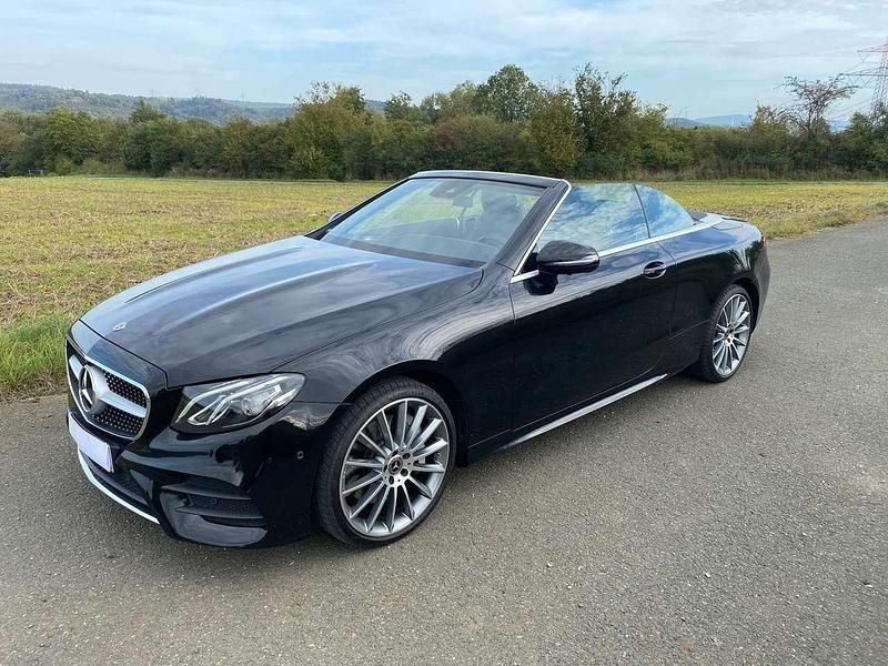 Schwarz Gebraucht 2018 Mercedes E300 AMG Cabrio | 49.999 € (Teuer) - Bild 1/4
