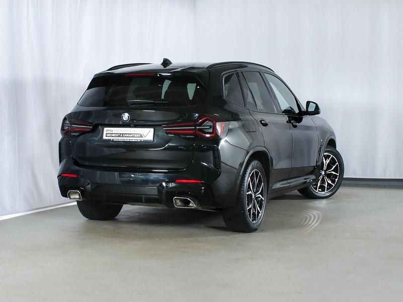 Gebraucht BMW X3 Efficient Dynamics 190 PS (139 kW) 2024 Schwarz SUV
