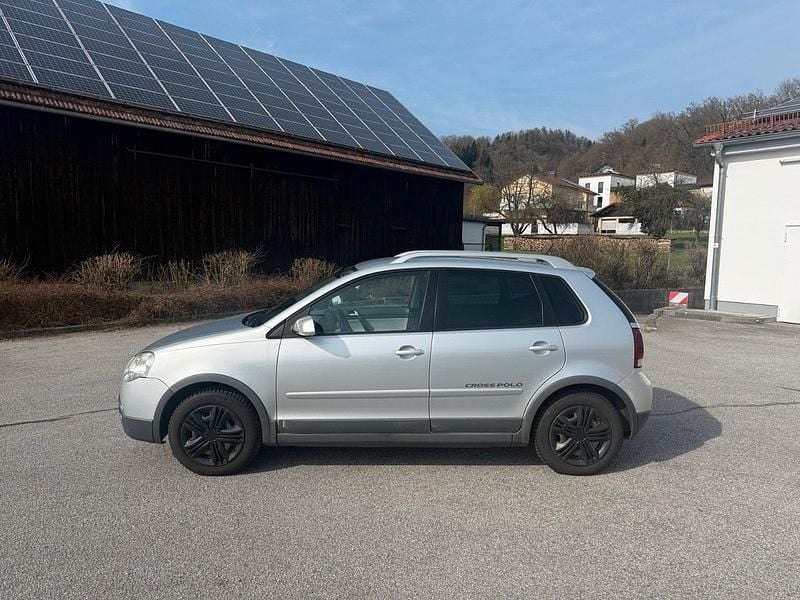 Gebraucht VW Polo 80 PS (58 kW) 2007 Silber Kleinwagen