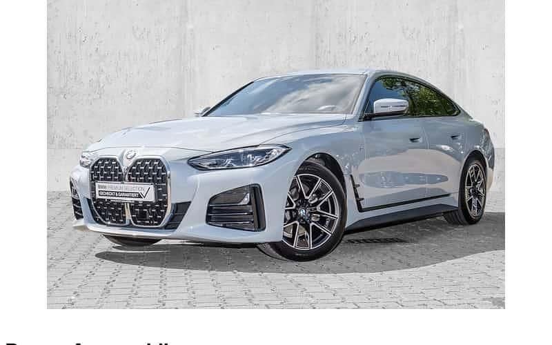 Grau Gebraucht 2024 BMW 420 Shadowline Coupé | 43.490 € (Fairer Preis) - Bild 1/4
