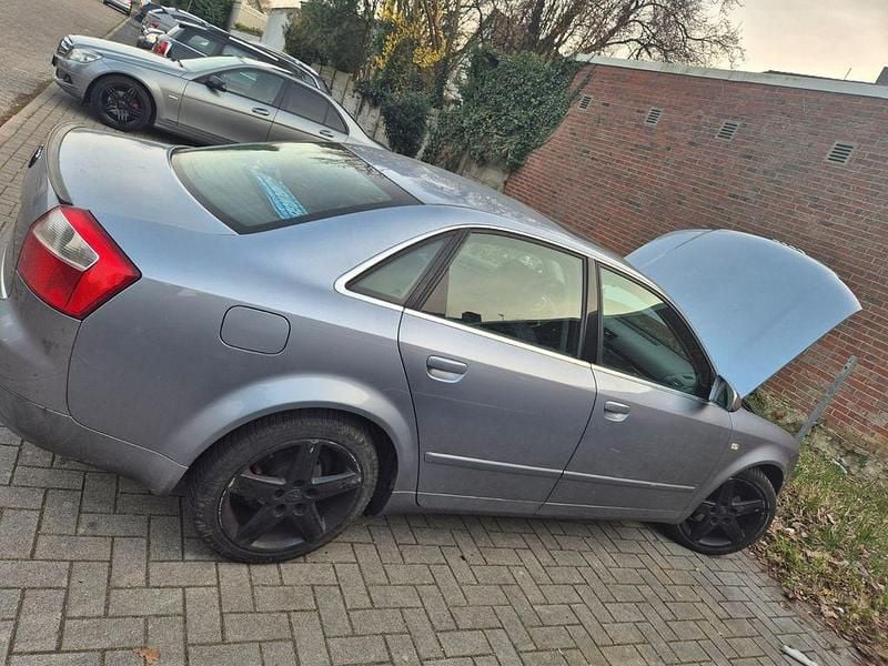 Gebraucht Audi A4 150 PS (110 kW) 2003 Silber Limousine