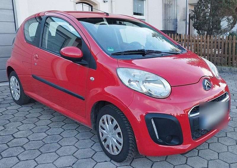 Gebraucht Citroën C1 Tendance 68 PS (50 kW) 2012 Rot Kleinwagen