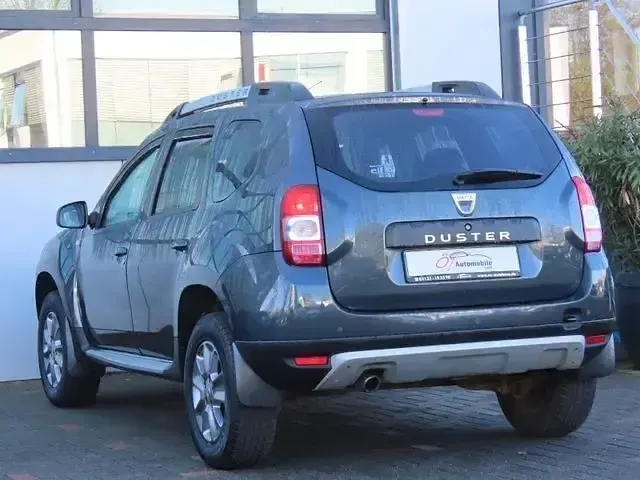 Używany Dacia Duster Prestige 125 KM (91 kW) 2017 Szary SUV